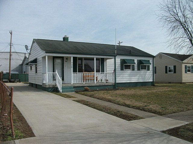 1st image of 500 Marple Ave