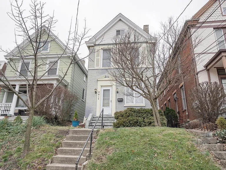 2417 Fairview Ave — Photo 40