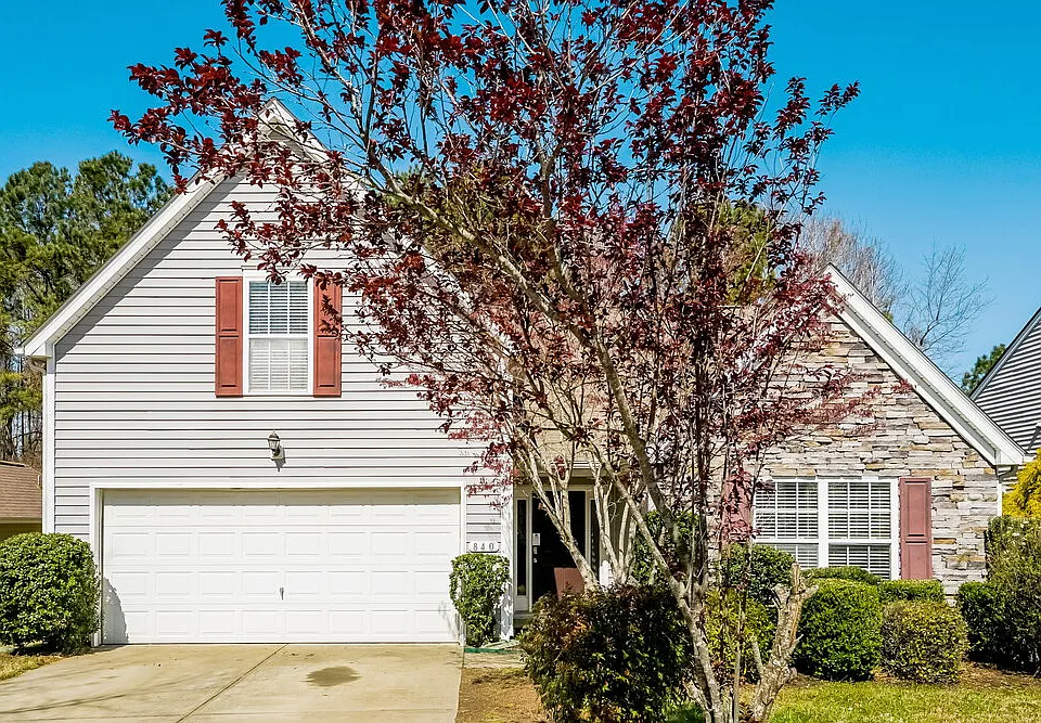 840 Red Oak Tree Dr