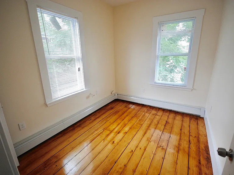 154 Bennington St #2 — Photo 3