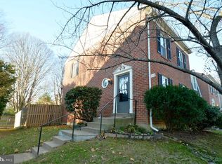 10347 Granite Creek Ln, Oakton, VA 22124