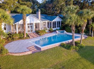 107 S Hermitage Rd, Beaufort, SC 29902