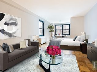 305 E 40th St APT 2X, New York, NY