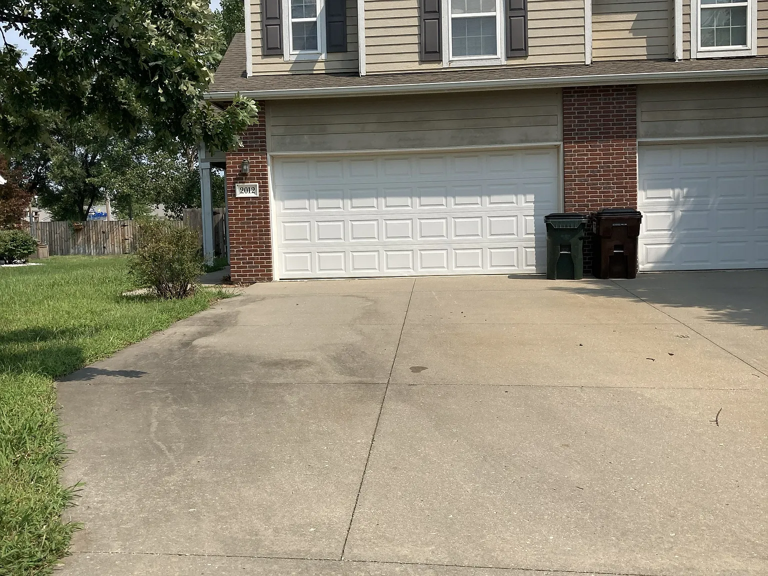 3 bed, 2.5 bath, 1358 sqft, $2,200 — Photo 4