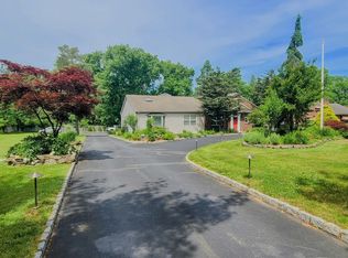121 S Ridgedale Ave, East Hanover, NJ 07936