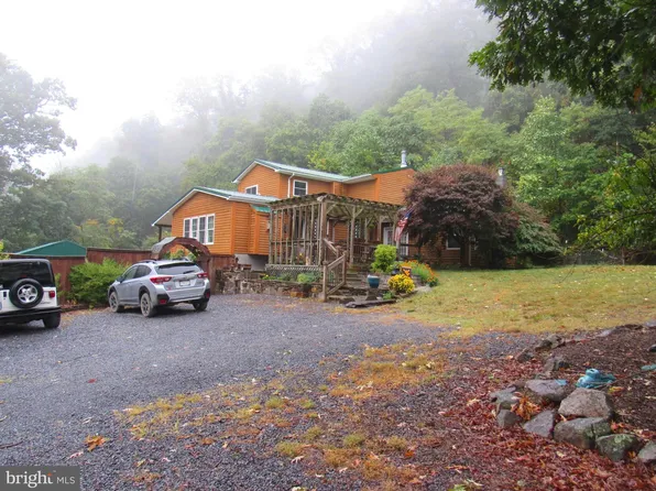 979 Lost River Ridge Cir, Wardensville, WV 26851