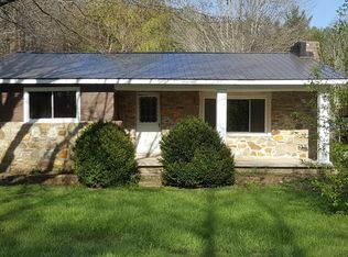246 Flat Creek Rd, Black Mountain, NC 28711