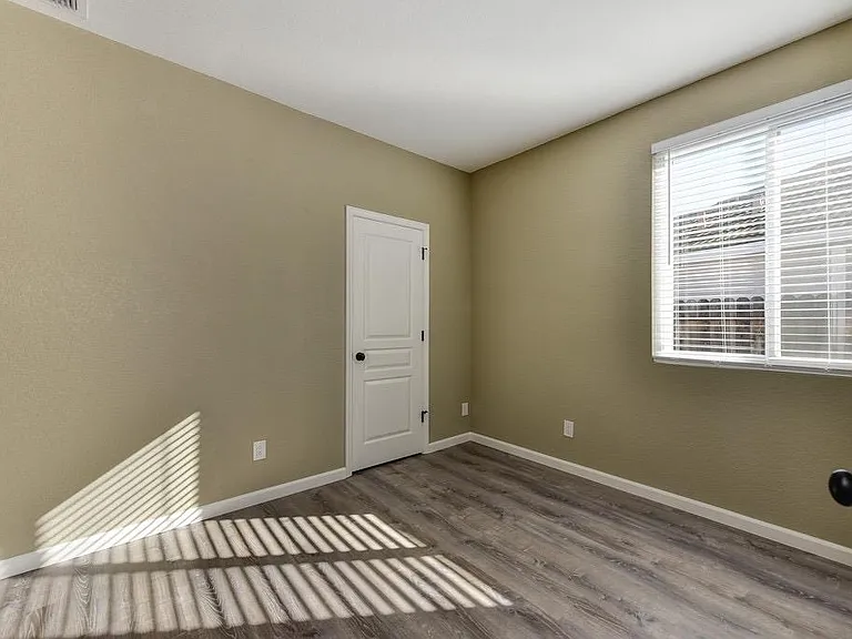 3625 Poppy Hill Way — Photo 4