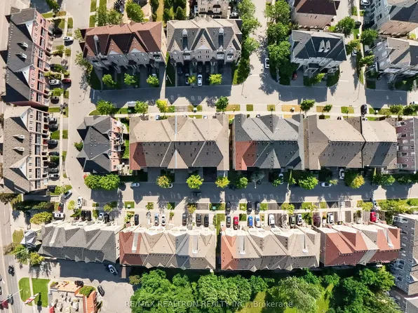 24 Cullcastle St, Ajax, ON L1S 0A9