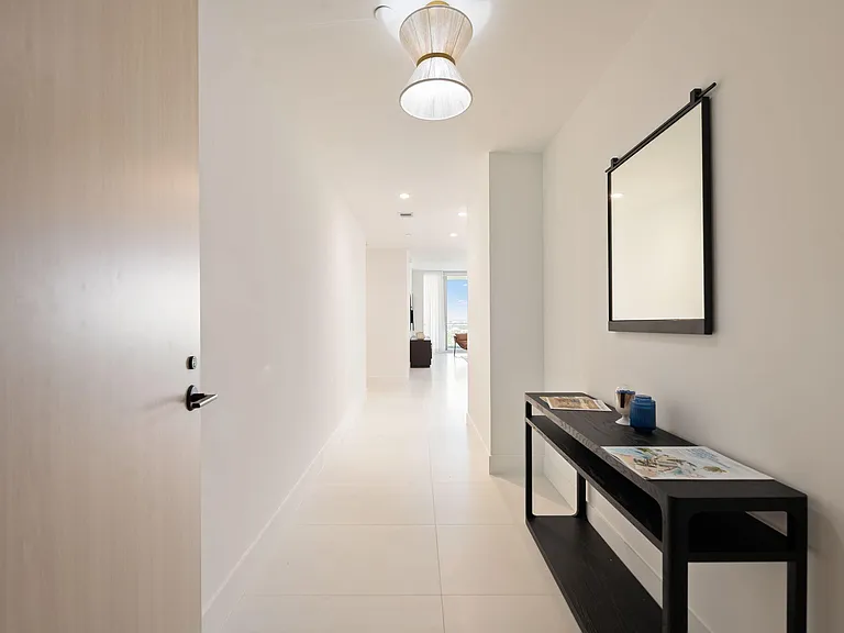 153 N Seabreeze Blvd #1903 — Photo 3