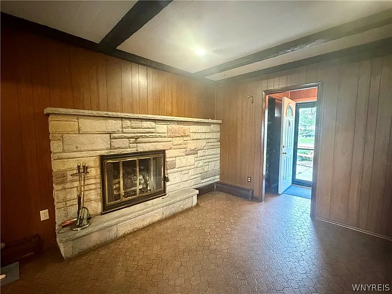 119 Kaymar Dr — Photo 10