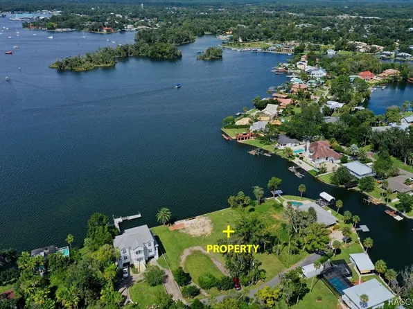 9729 W Wynn Ct, Crystal River, FL 34429