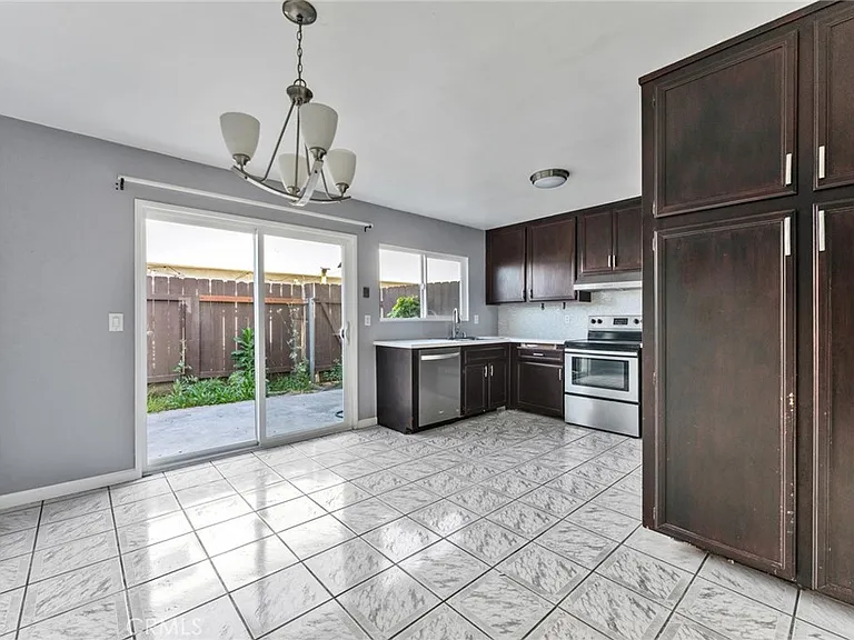5372 Clairemont Mesa Blvd — Photo 8