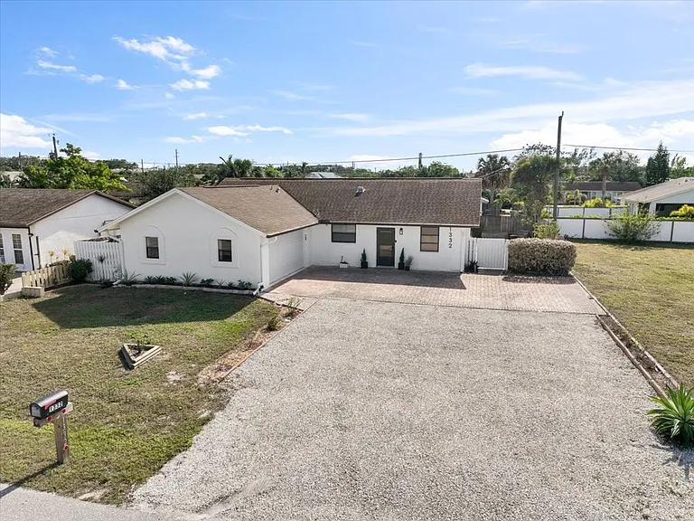 1332 Granada Blvd — Photo 28