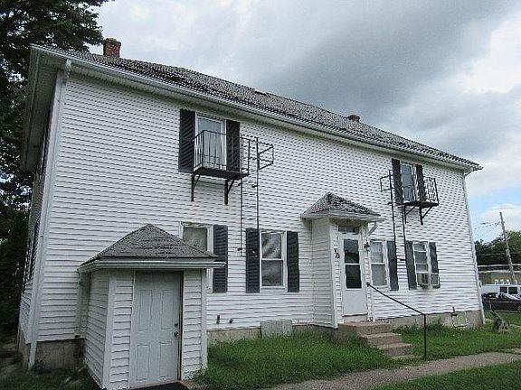 2nd image of 12 Youngs Ave