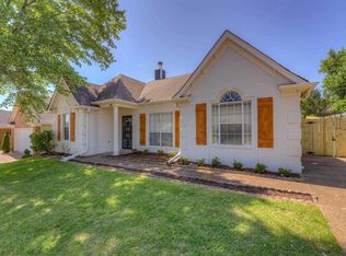 7111 Amberly Way Dr, Cordova, TN 38018