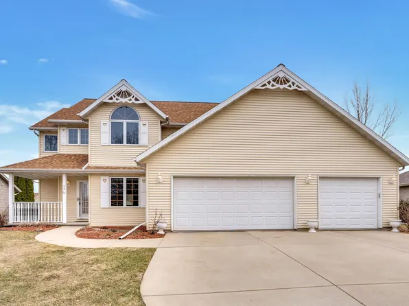 49 Aurora Ln, Fond Du Lac, WI 54935