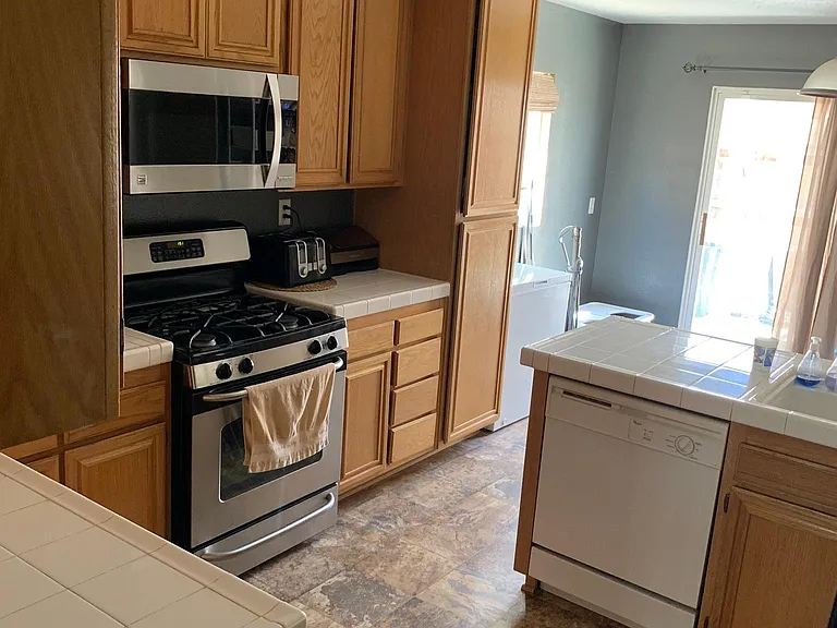 3367 Desert Cloud Ave — Photo 18