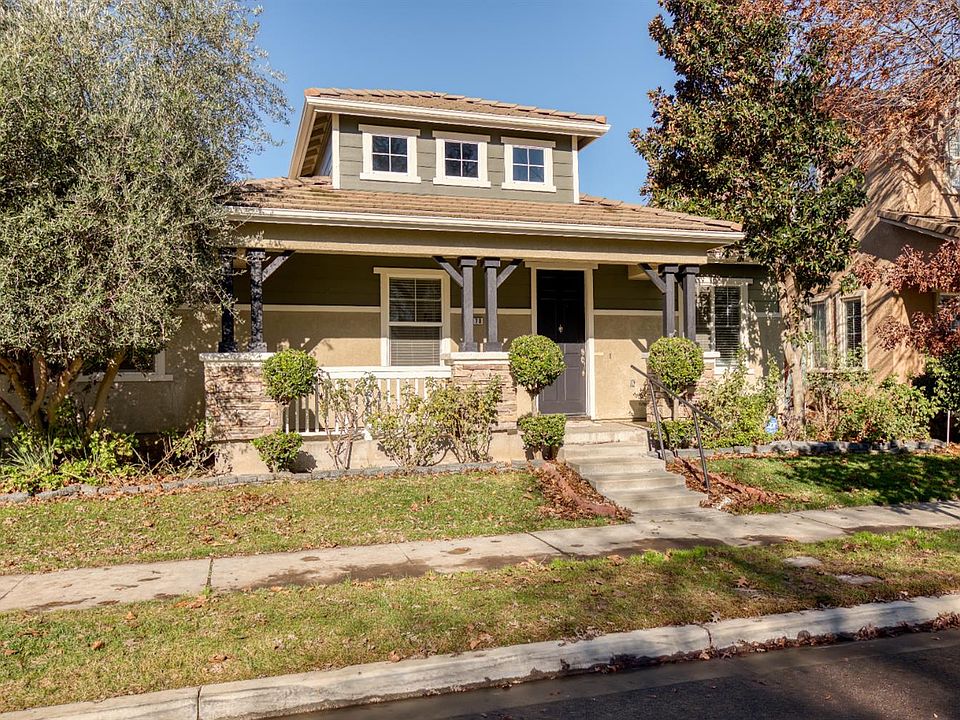 1st image of 2370 Shire Way