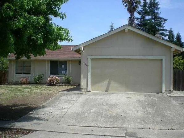 2355 Maria Luz West Ct, Santa Rosa, CA 95401
