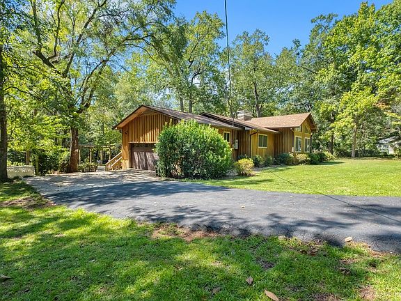 3rd image of 145 Meridian Hills Rd