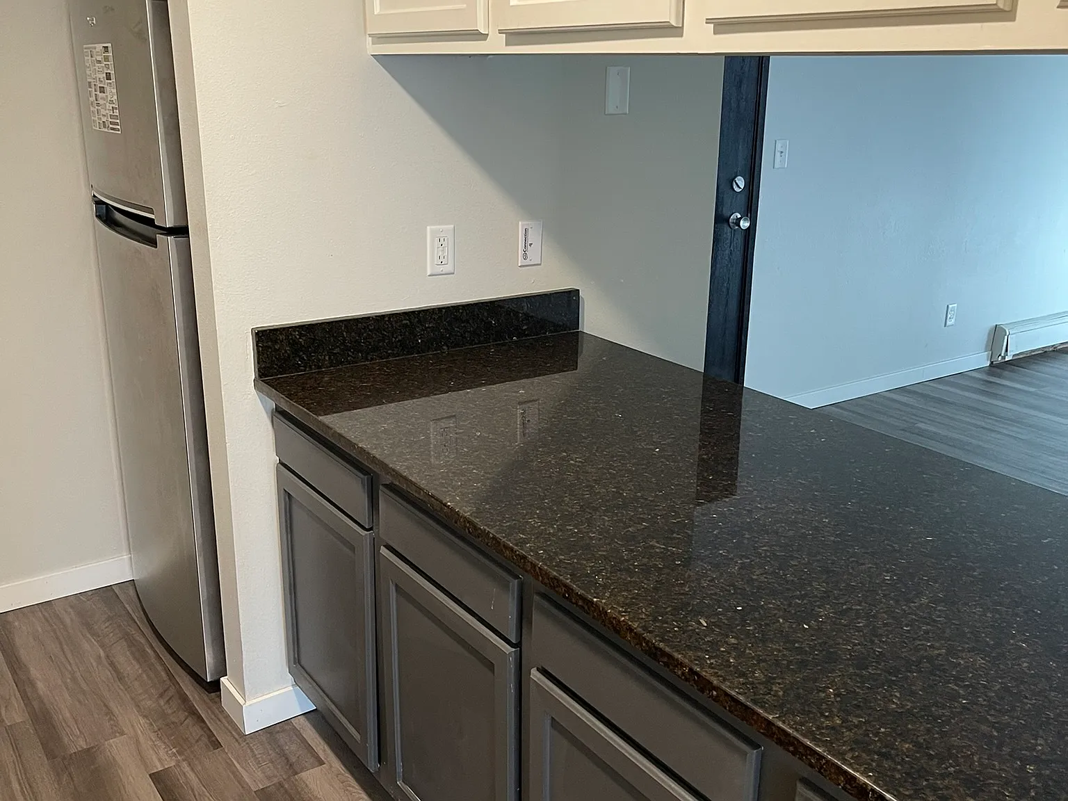 3 bed, $1,399 — Photo 3