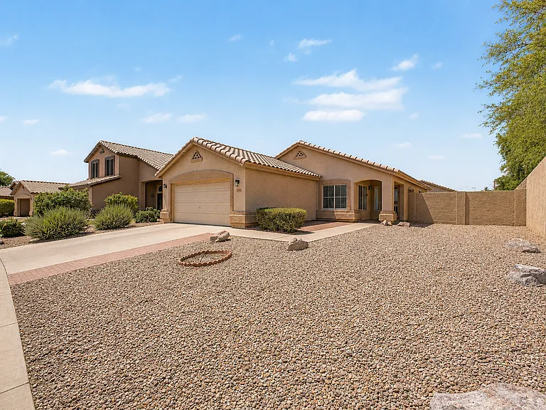 6906 W Phelps Rd — Photo 1