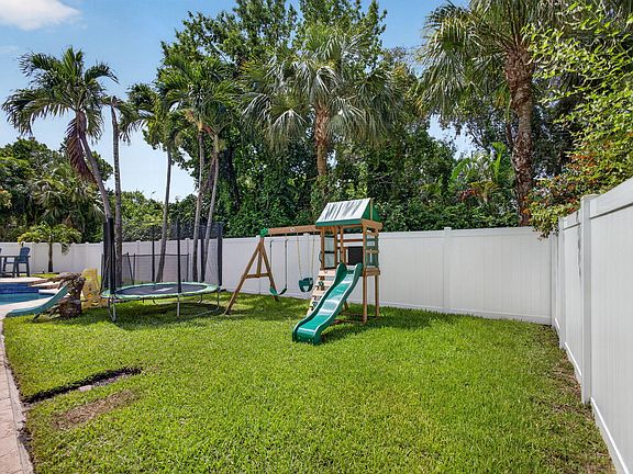 5th image of 4114 Cedar Creek Ranch Circle
