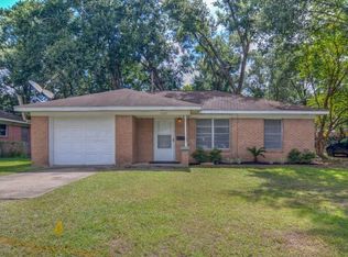 1404 N Roberson St, Conroe, TX 77301