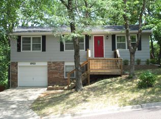 1922 Jackson St, Columbia, MO 65202
