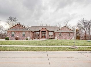 1237 Natalyns Trce, Lebanon, IL 62254