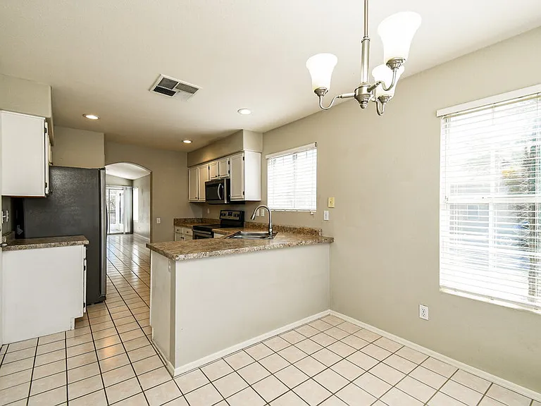6603 E Northridge St — Photo 7