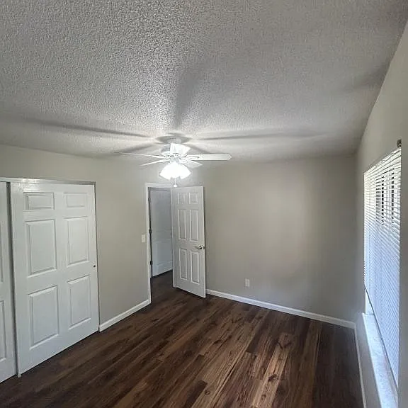 39 Devon Ct — Photo 4