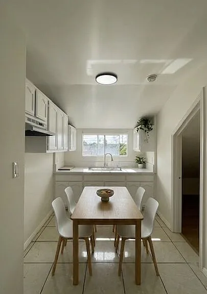4815 S Normandie Ave #1/2 — Photo 6
