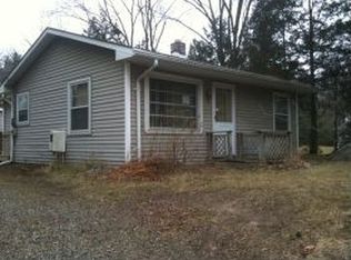 10991 Silver Lake Rd, South Lyon, MI 48178