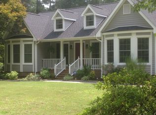 6393 Barbour Lake Rd, Fayetteville, NC 28306