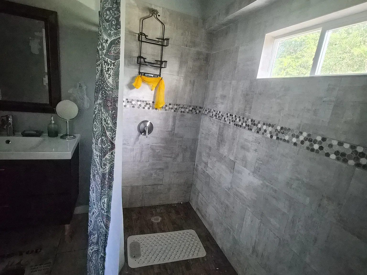 1 bed, 2578 sqft, $1,600 — Photo 3