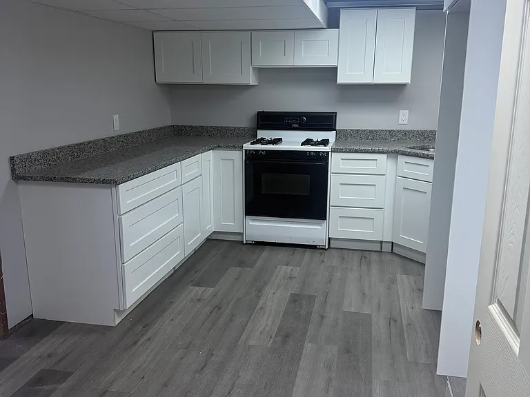506 Washington Ave — Photo 7