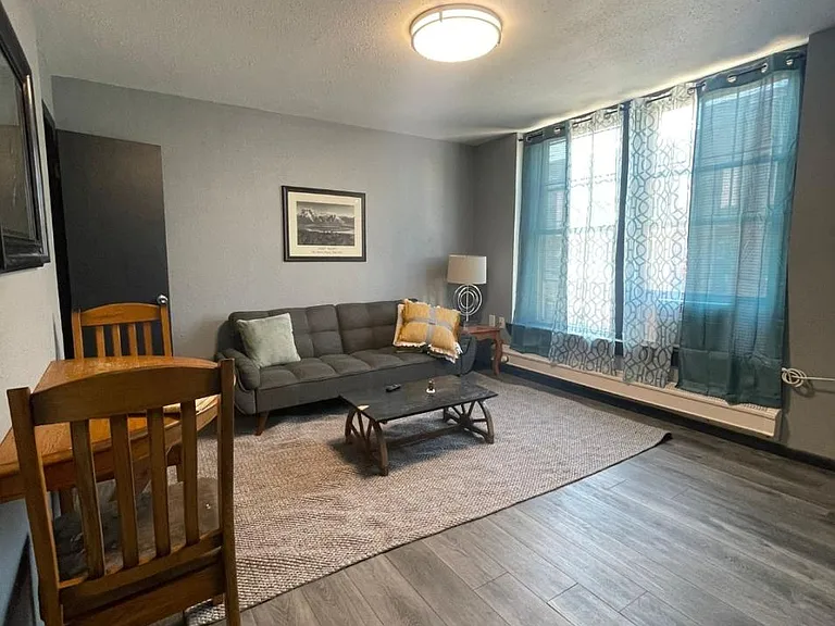 311 E Thayer Ave #383 — Photo 4
