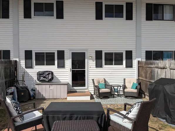 182 Plaistow Road #8, Plaistow, NH 03865