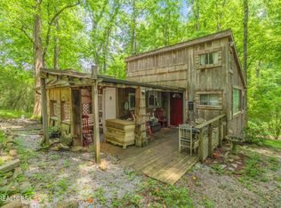 1329 Berry Rd, Knoxville, TN 37920