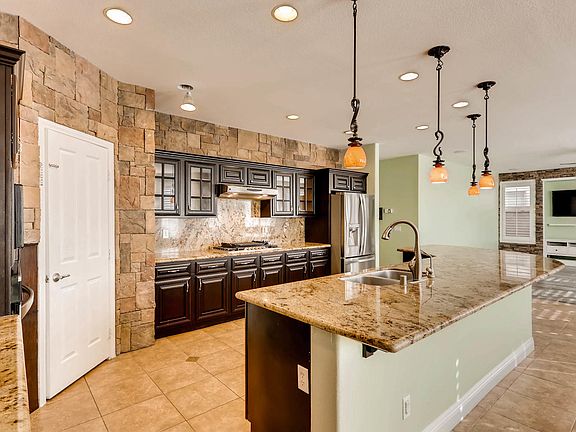3rd image of 10767 Bernini Dr