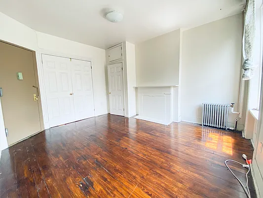 Rented by Compass | media 8