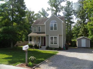 11325 Bailey Woods Dr, Midlothian, VA 23112