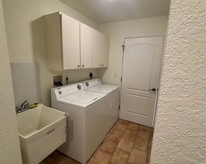 1167 Sherwin St — Photo 6