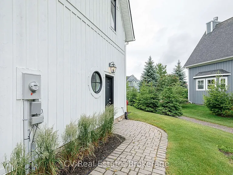 141 Snowbridge Way — Photo 41