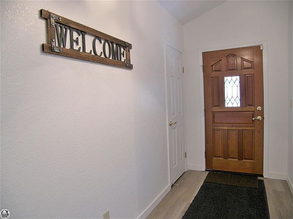 2nd image of 19585 Chamberlain Ct #1-499