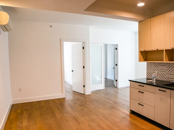 323 East 19th Street image 16 of 16