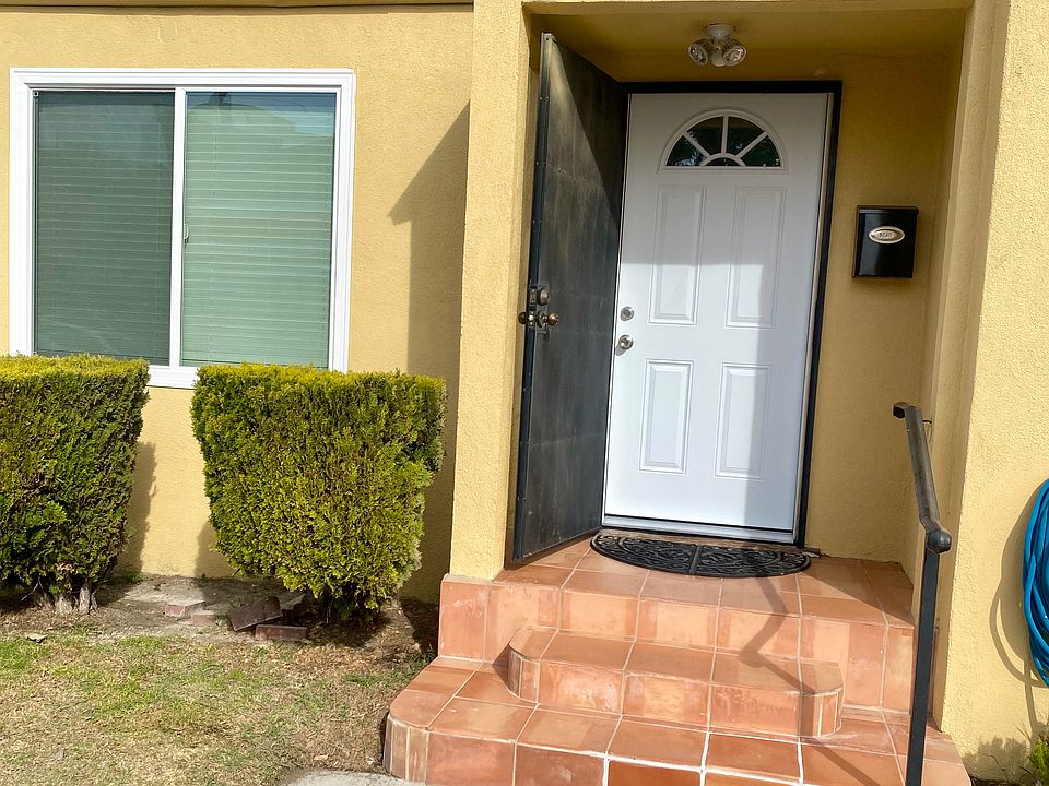 1st image of 8123 Long Beach Blvd #2