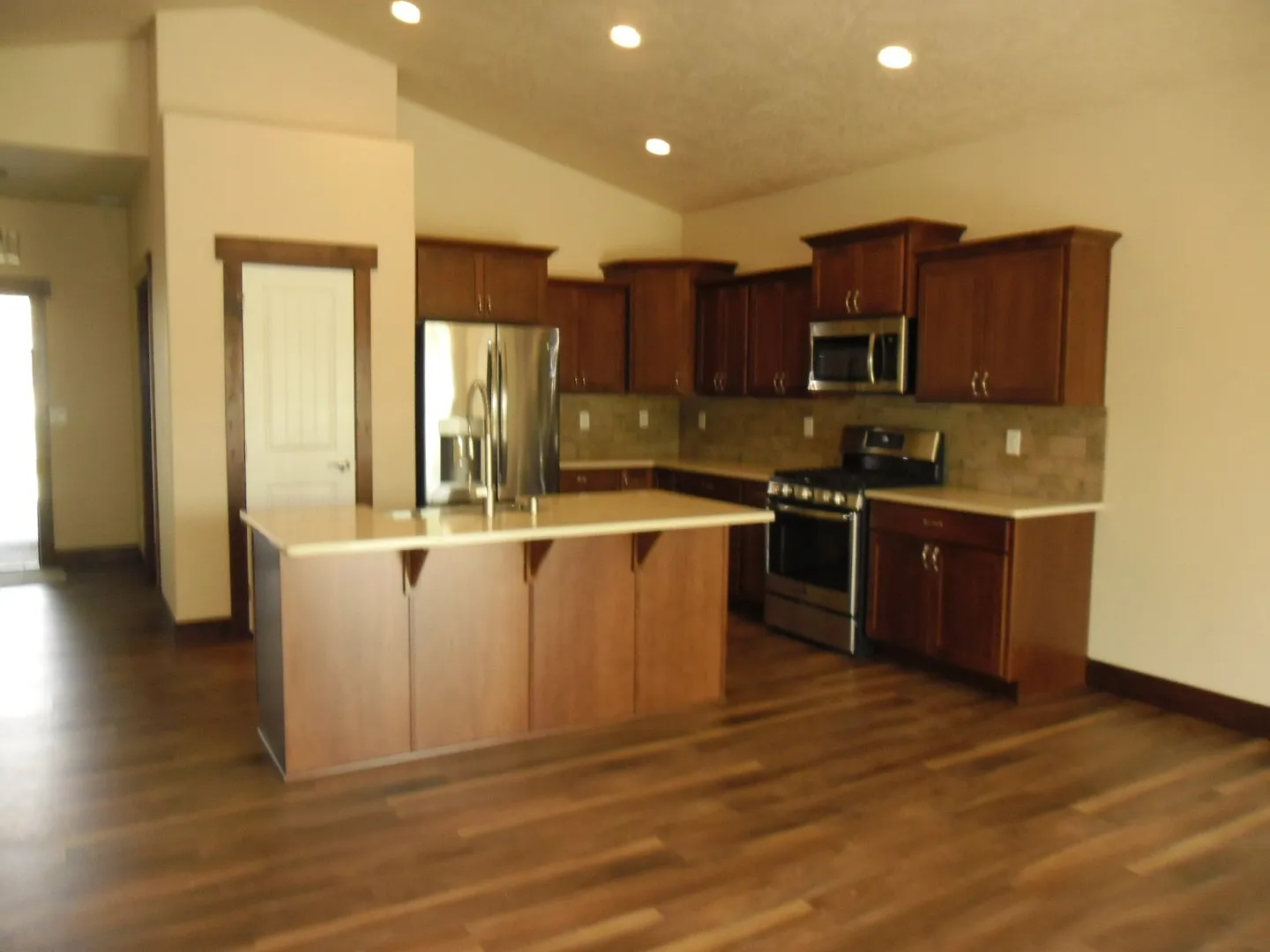 Golf Course Area Home — Photo 3